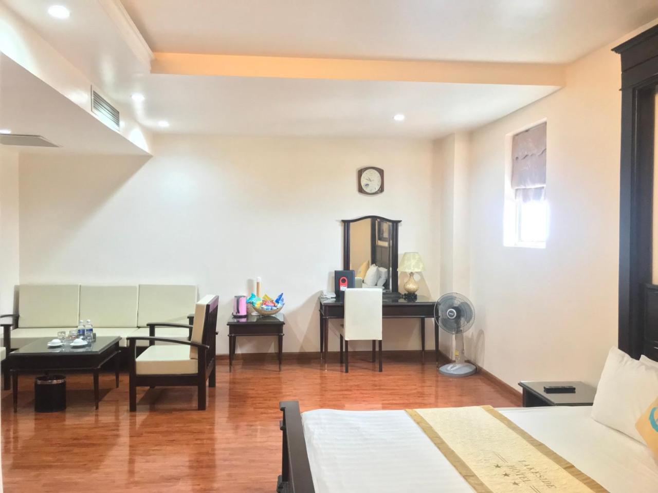 Lakeside 2 Hotel Nam Dinh Nhu Thuc Zewnętrze zdjęcie